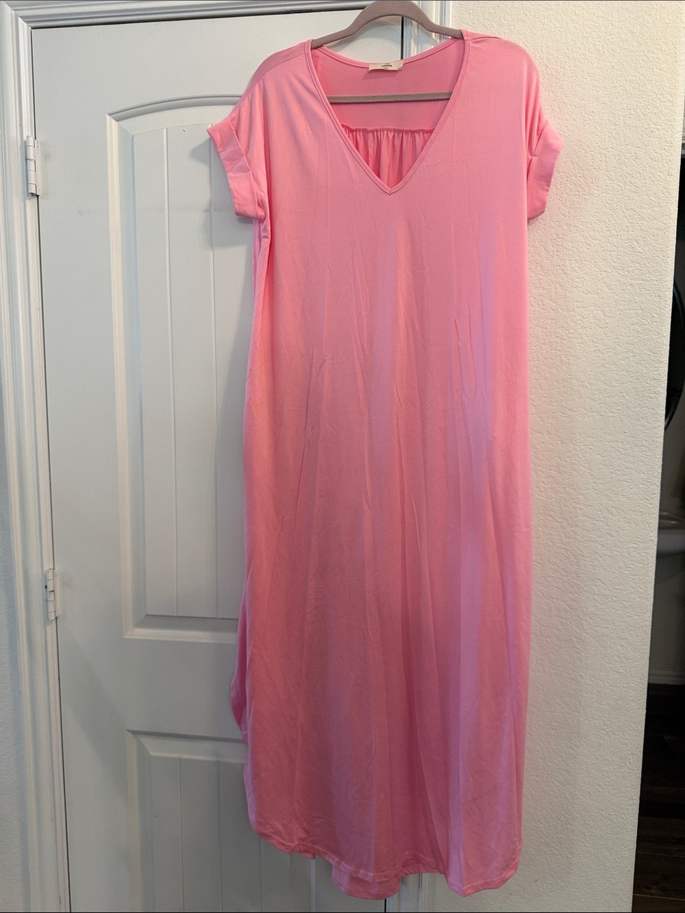 ENTRO Pink V-Neck MAXI Dress with Short Sleeves, Sz M